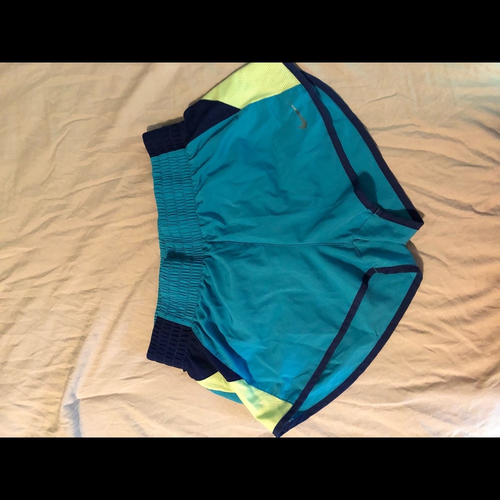 Nike athletic set